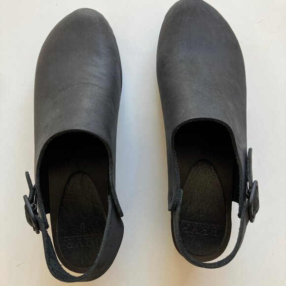 Bryr Daphne Monochrome in Black Clogs (wooden heel) - Picture 5 of 6
